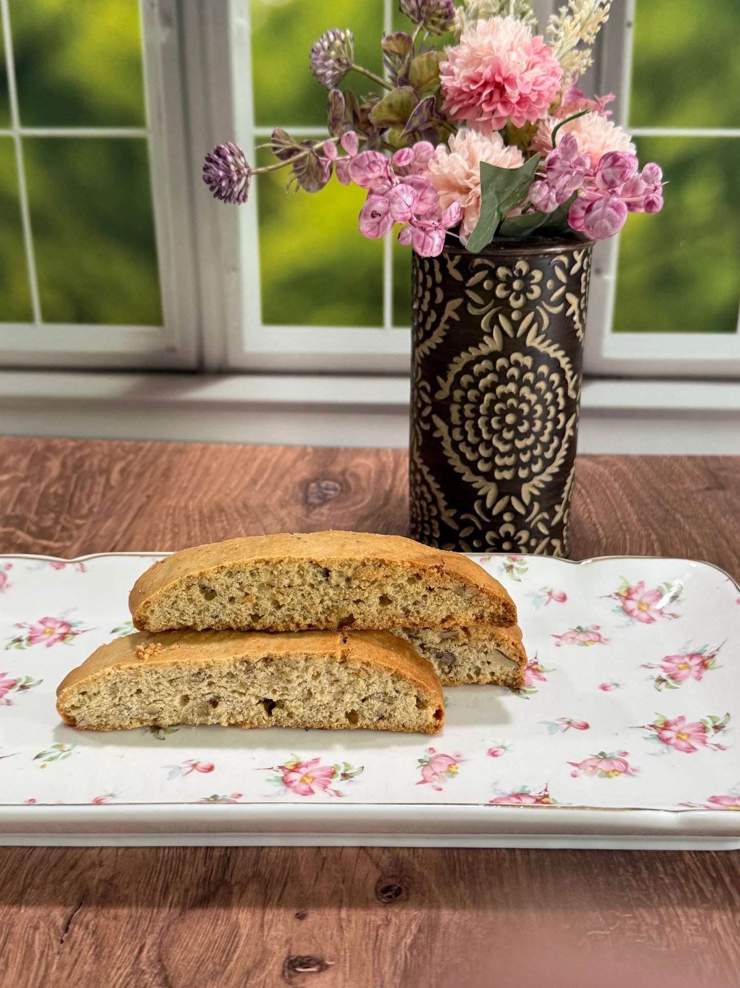 Creamy Butter Pecan Biscotti