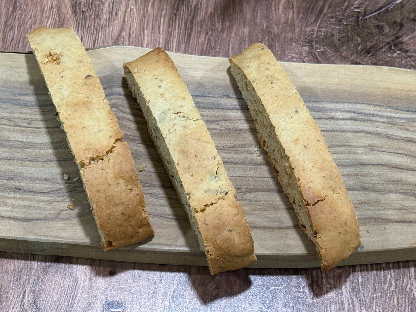 Creamy Butter Pecan Biscotti